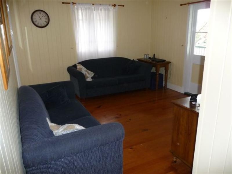 12 Leonard Street, East Toowoomba QLD 4350