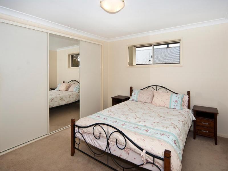 40 Gainsborough Drive, Glenvale QLD 4350