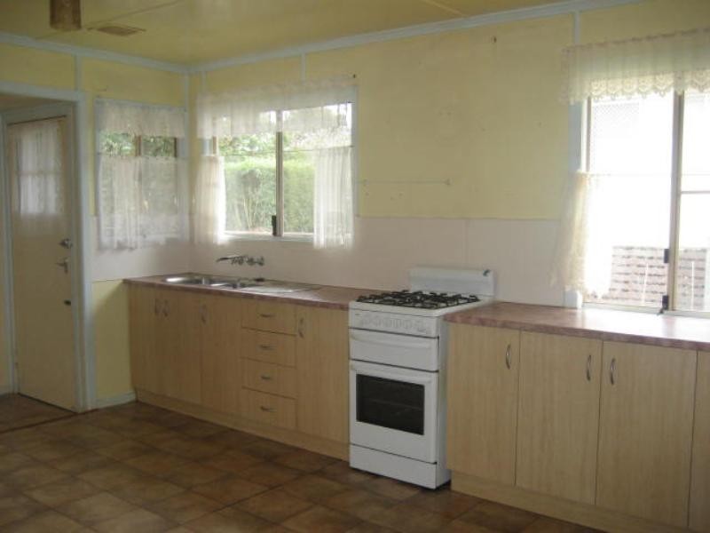 17 Doyle Street, North Toowoomba QLD 4350