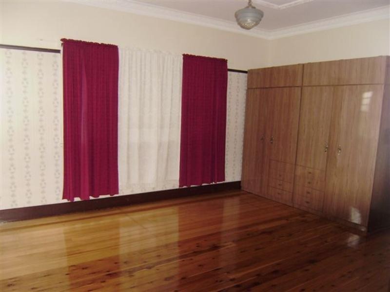12 Suffolk Street, South Toowoomba QLD 4350