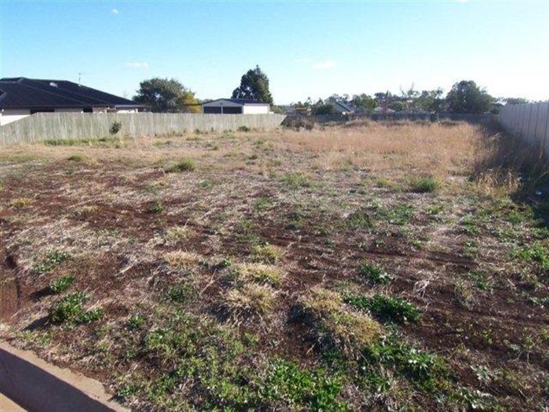 26 Elizabeth Street, Westbrook QLD 4350