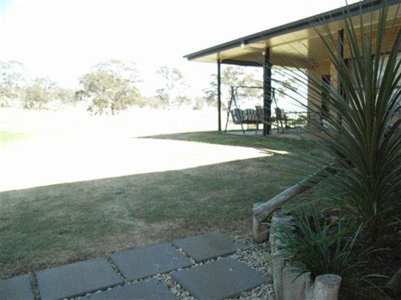5 Mercedes Drive, Highfields QLD 4352