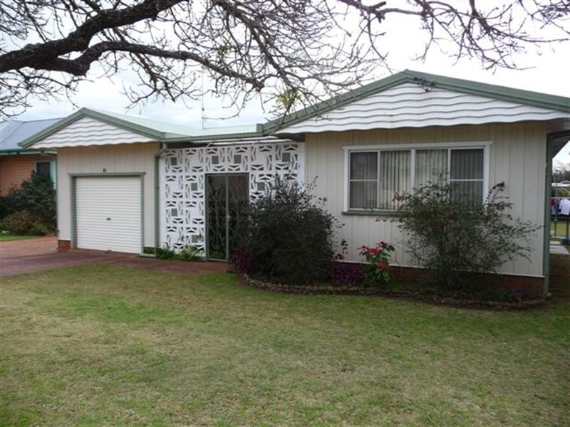 41 Butt Street, Harristown QLD 4350