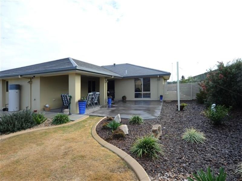 54 Shoesmith Road, Westbrook QLD 4350