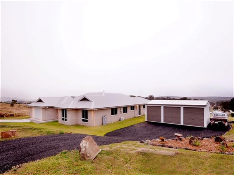 18 Mountview Court, Highfields QLD 4352