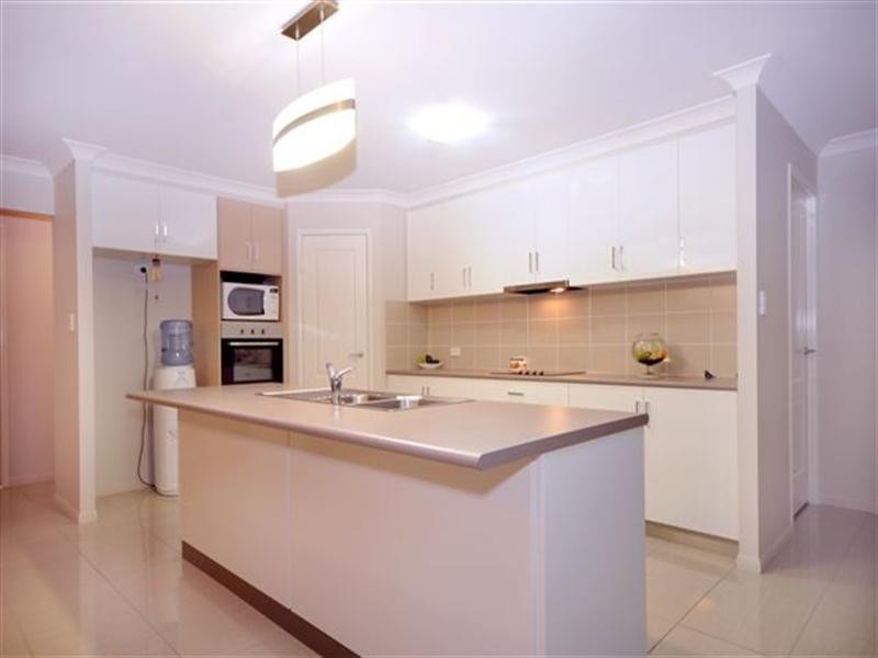 18 Mountview Court, Highfields QLD 4352