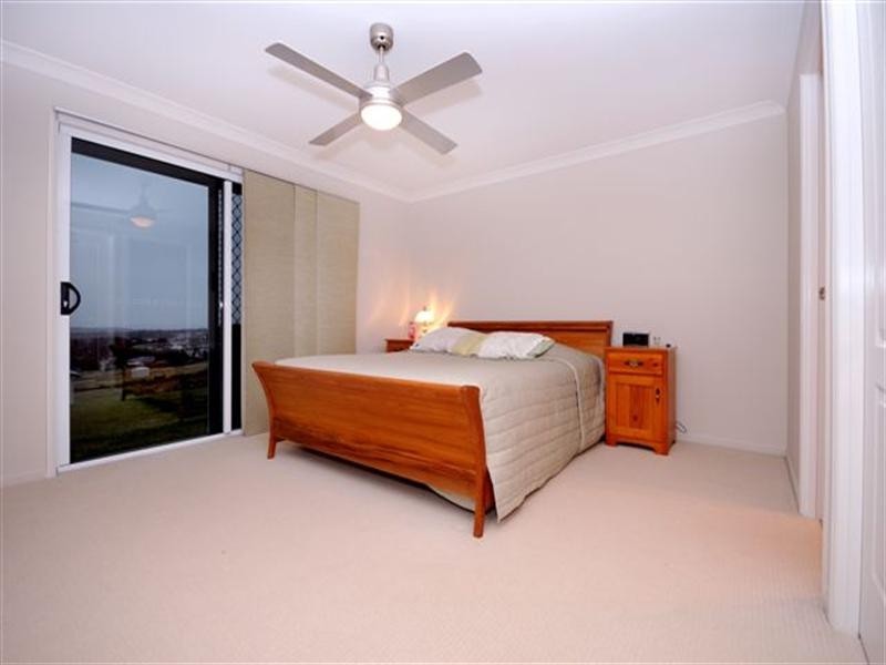 18 Mountview Court, Highfields QLD 4352