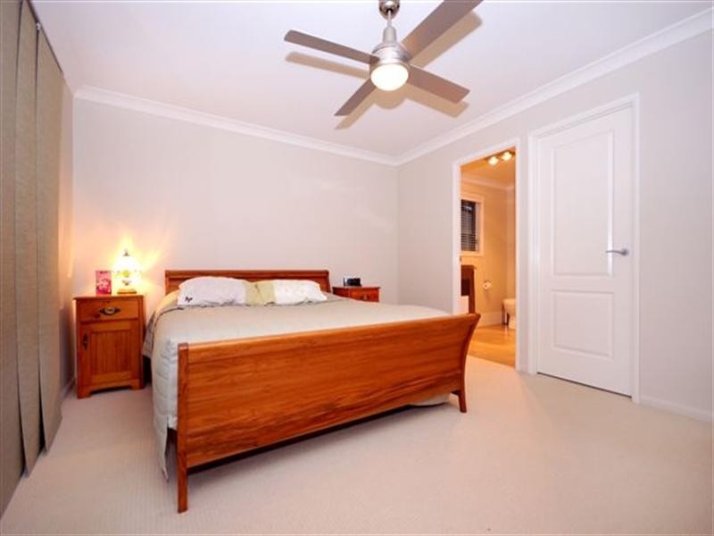 18 Mountview Court, Highfields QLD 4352