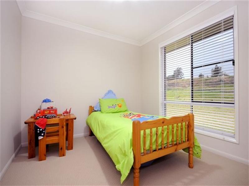 18 Mountview Court, Highfields QLD 4352