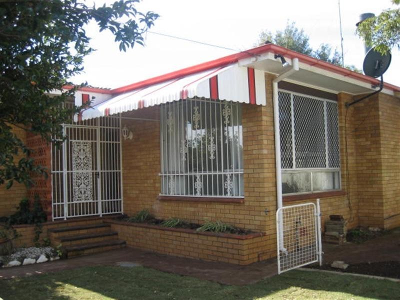 1 Girrawheen Street, Rangeville QLD 4350