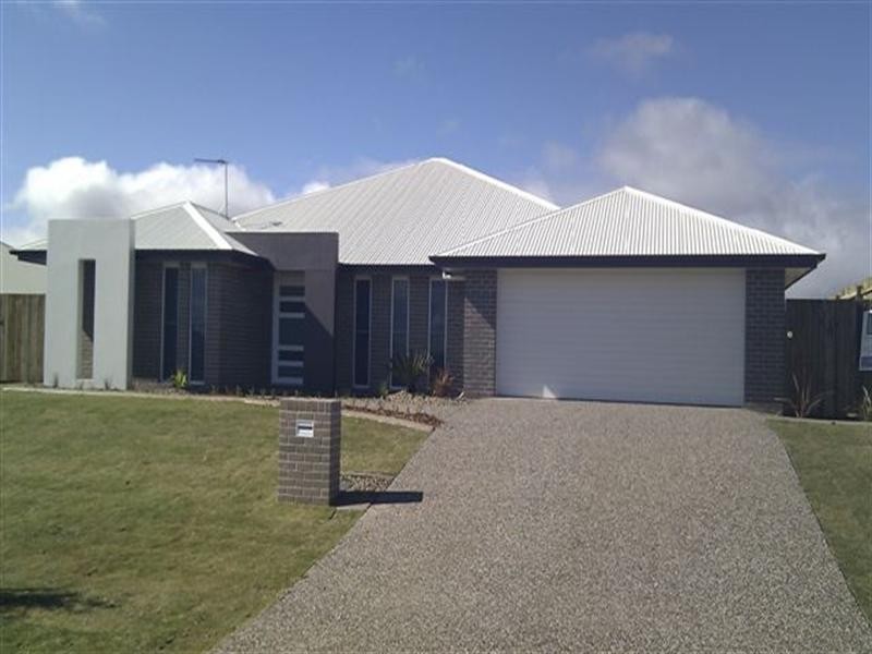6 Plover Court, Highfields QLD 4352