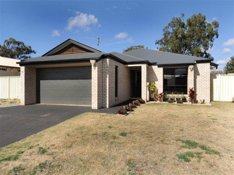 23 Elizabeth Street, Westbrook QLD 4350