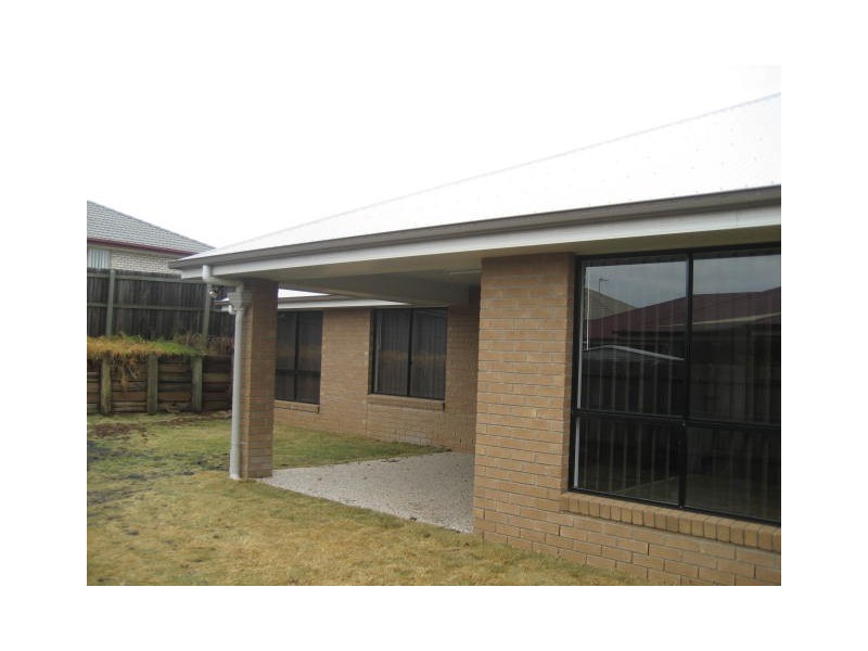 16 Balonne Drive, Glenvale QLD 4350