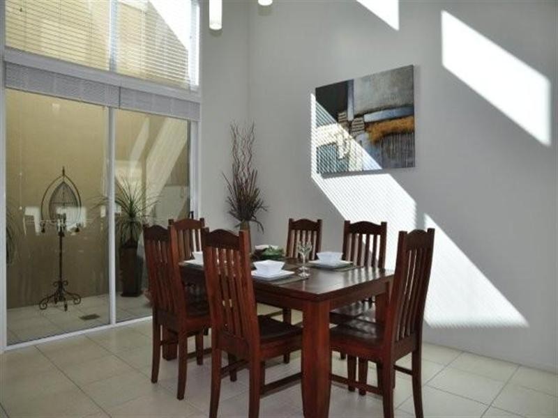 2/69 Kearney Street, Kearneys Spring QLD 4350