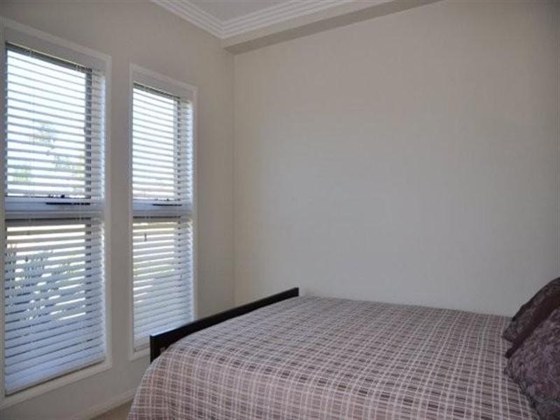 2/69 Kearney Street, Kearneys Spring QLD 4350