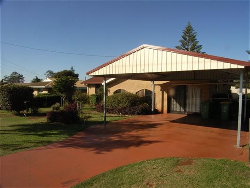 530 Greenwattle Street, Newtown QLD 4350