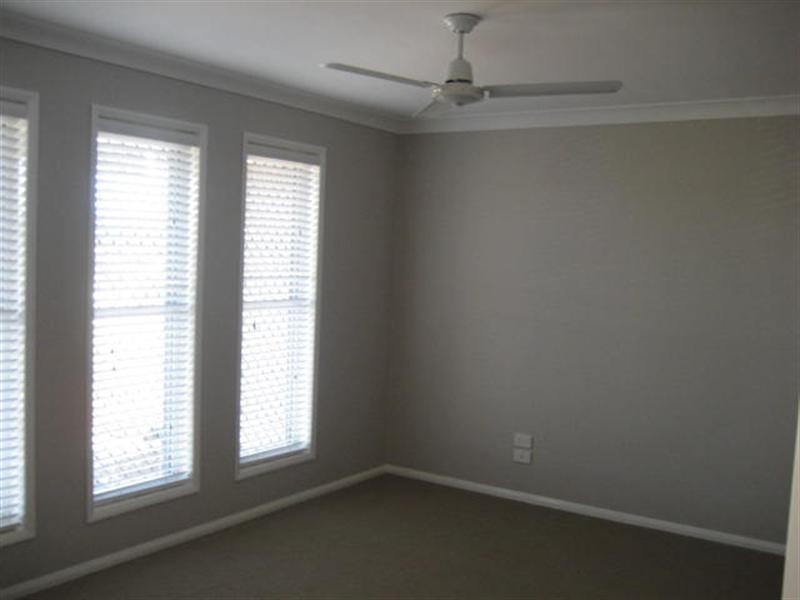 17 Edwin Street, Westbrook QLD 4350