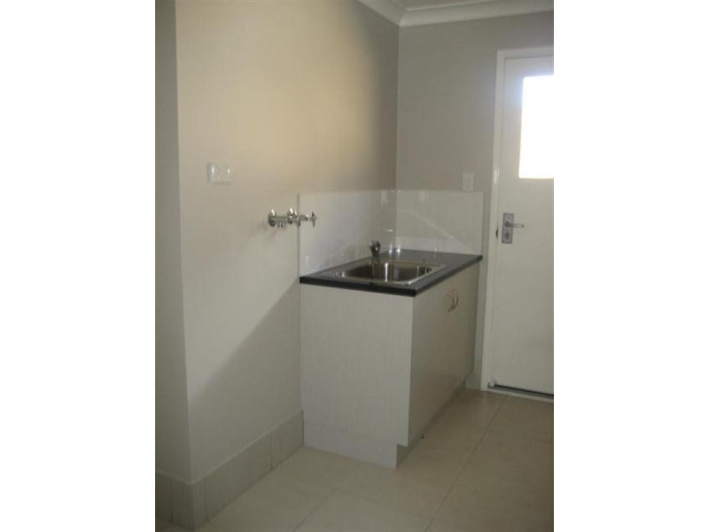 17 Edwin Street, Westbrook QLD 4350