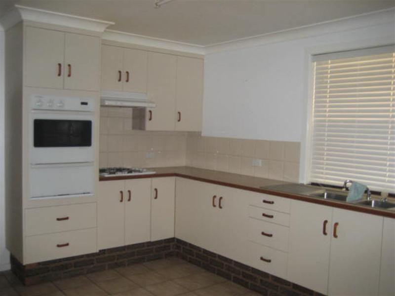 9 Hartman Street, Rangeville QLD 4350