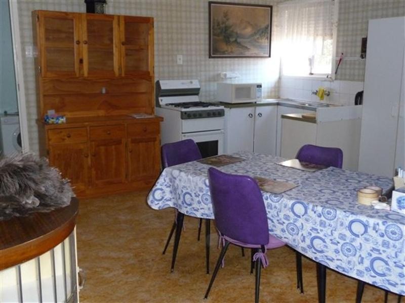 8 Angus Street, Rangeville QLD 4350