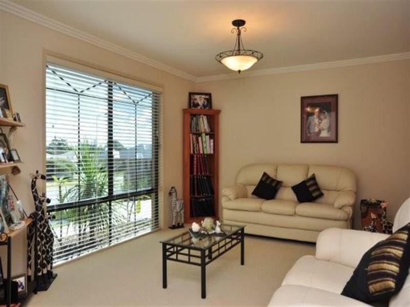 22 Hinchcliffe Drive, Kearneys Spring QLD 4350