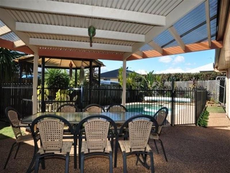 22 Hinchcliffe Drive, Kearneys Spring QLD 4350
