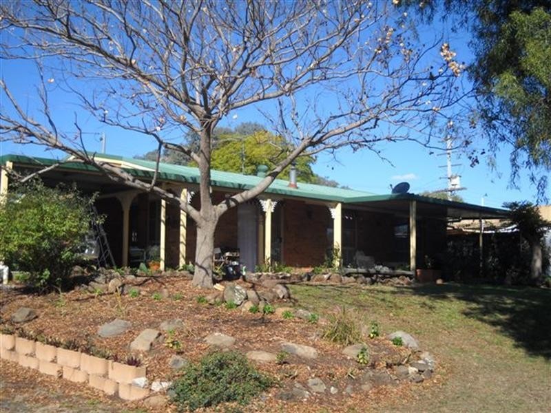 19 Rebwonga Street, Kingsthorpe QLD 4400