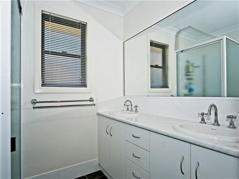 24 Whitman Street, Westbrook QLD 4350