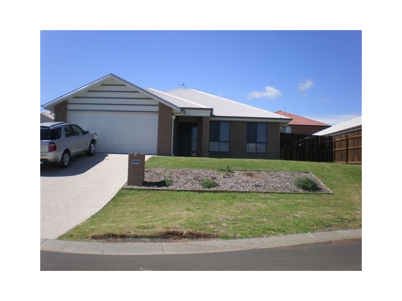8 Balonne Drive, Glenvale QLD 4350