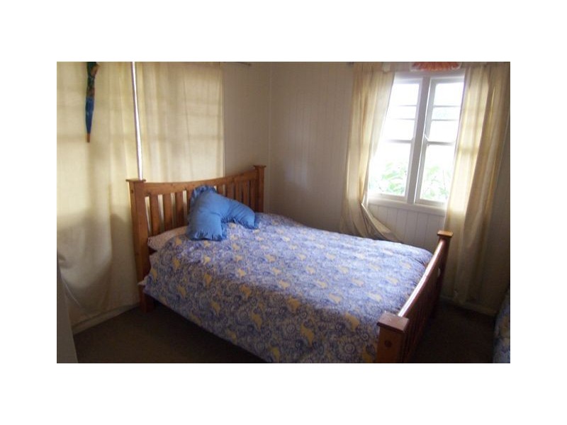 15 Park Street, Wilsonton QLD 4350