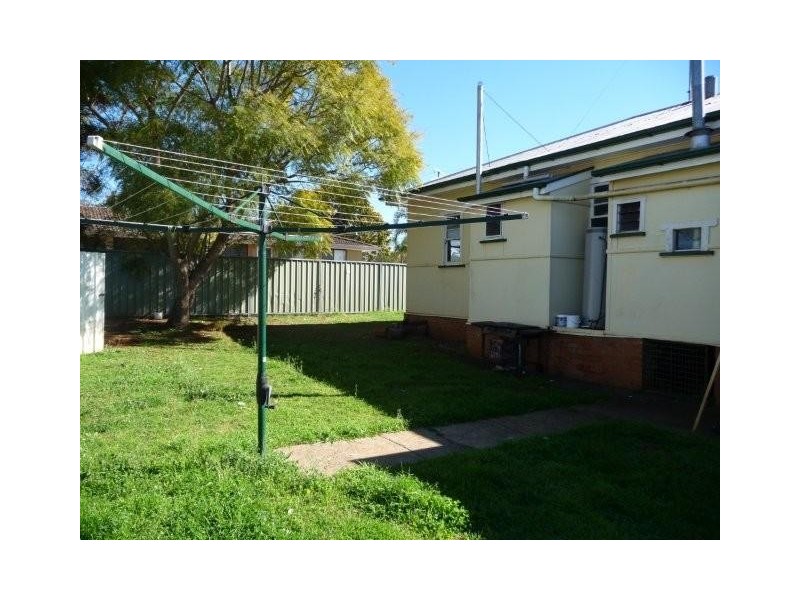 262 South Street, South Toowoomba QLD 4350