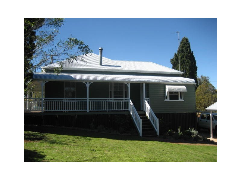 110 Jellicoe Street, North Toowoomba QLD 4350