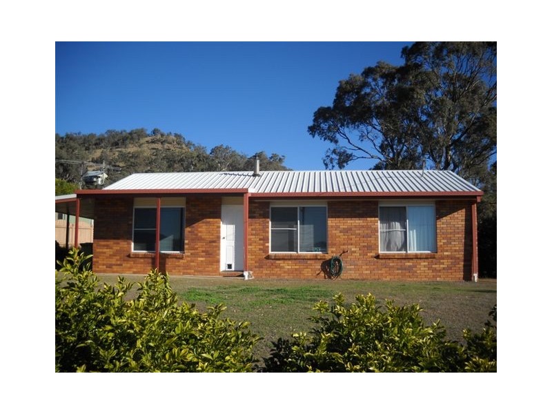 11 Warrina Court, Kingsthorpe QLD 4400