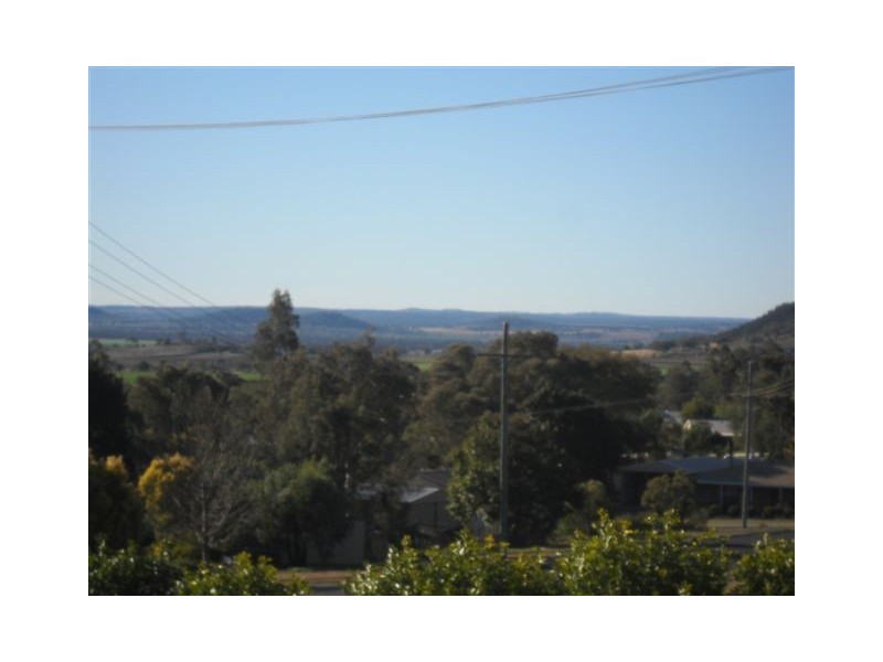 11 Warrina Court, Kingsthorpe QLD 4400