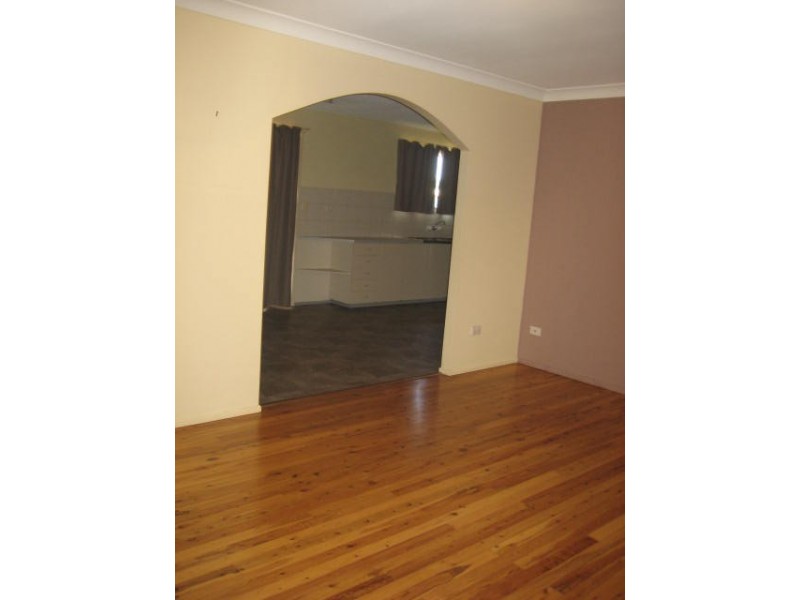 24 Beryl Street, Wilsonton QLD 4350