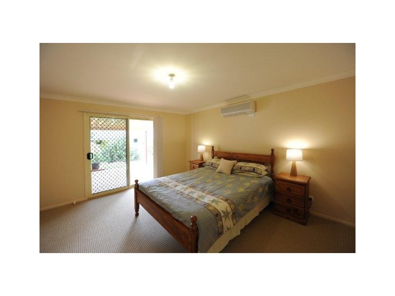 10 Norman Court, Westbrook QLD 4350