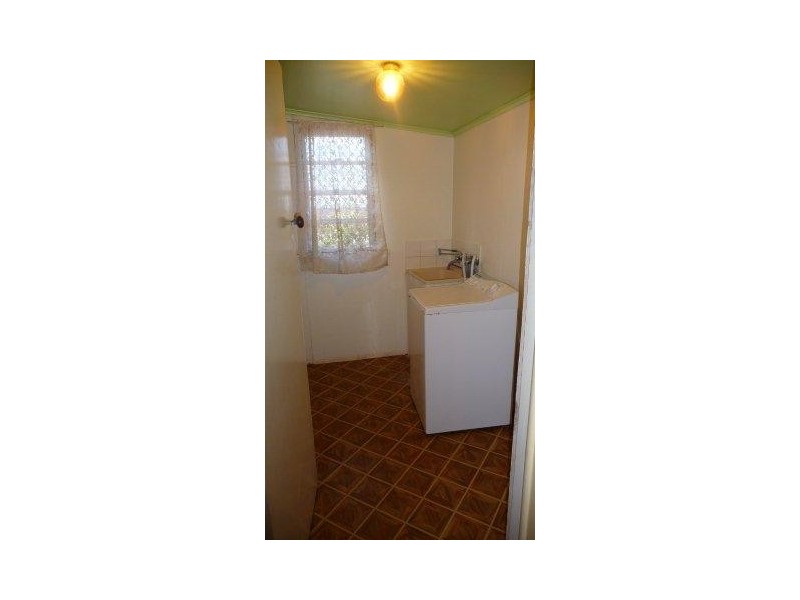 320a South Street, Harristown QLD 4350