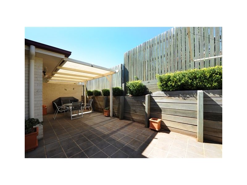 2/24 Fay Court, Kearneys Spring QLD 4350