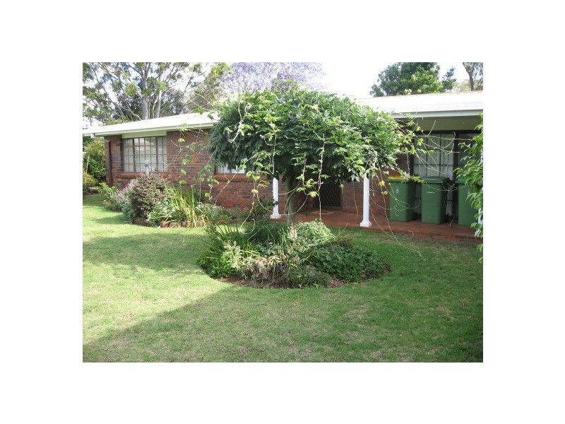 6 Dorothea Street, Toowoomba QLD 4350