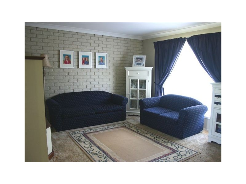 8 Dunemann Street, Kearneys Spring QLD 4350