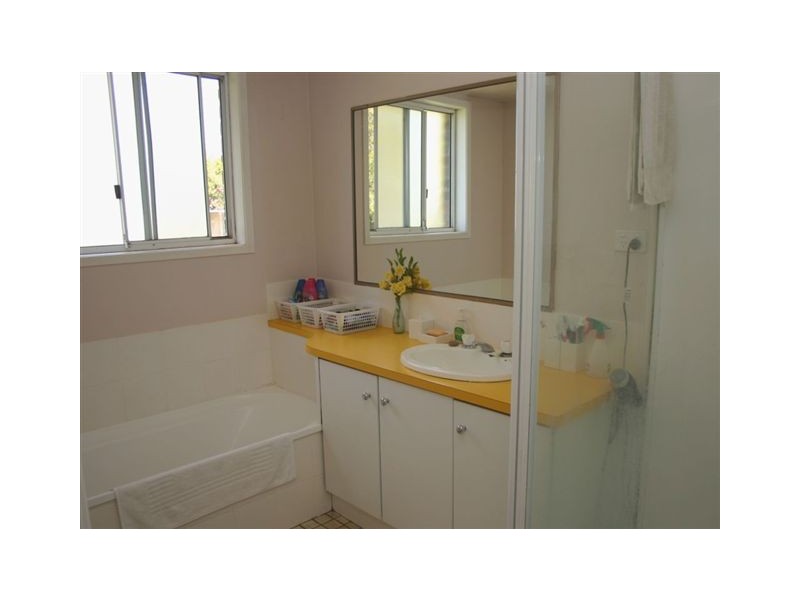 8 Dunemann Street, Kearneys Spring QLD 4350