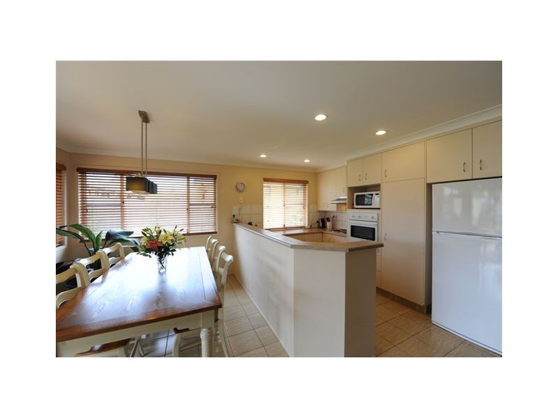 1 Alroe Court, Kearneys Spring QLD 4350
