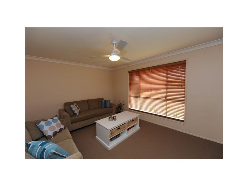 1 Alroe Court, Kearneys Spring QLD 4350
