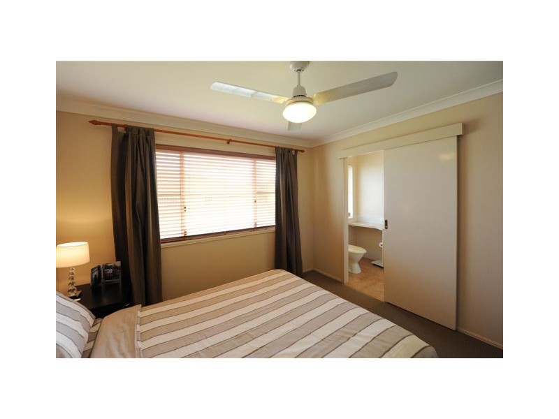 1 Alroe Court, Kearneys Spring QLD 4350