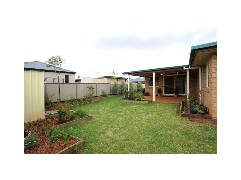 1 Alroe Court, Kearneys Spring QLD 4350