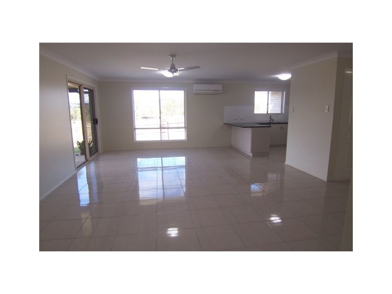 2 Sandalwood Drive, Glenvale QLD 4350