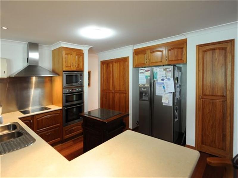 14 Cortess Street, Kearneys Spring QLD 4350