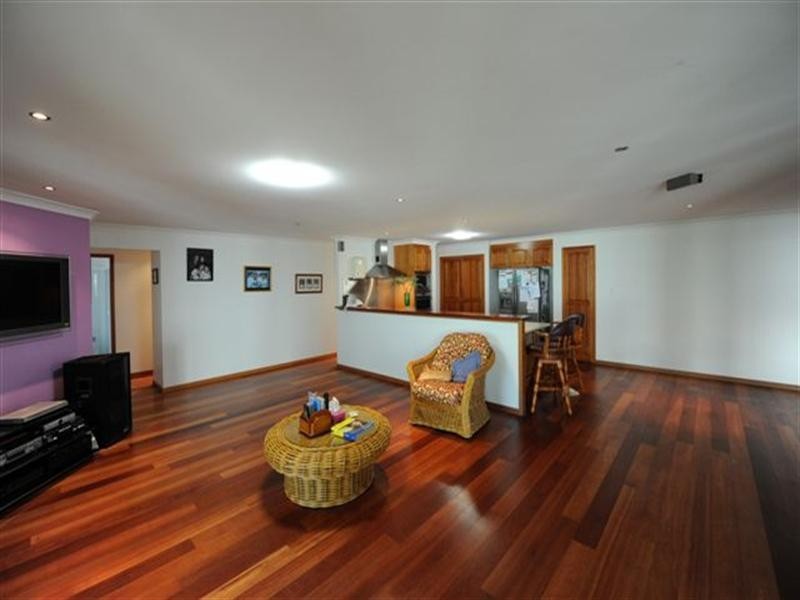 14 Cortess Street, Kearneys Spring QLD 4350