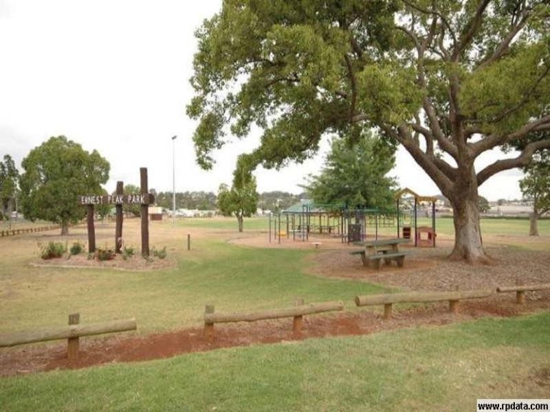 51 Gipps Street, Drayton QLD 4350