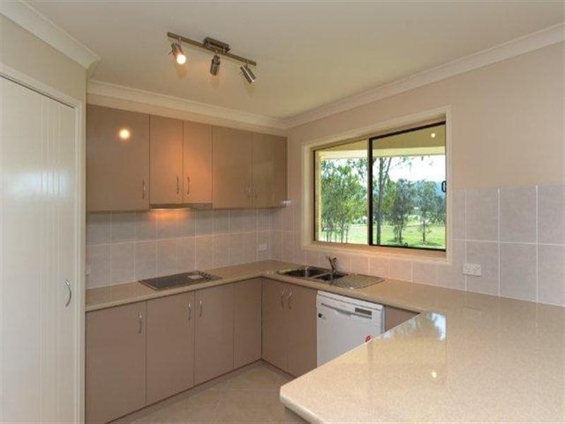4 Jack Court, Murphys Creek QLD 4352